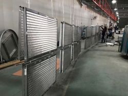 拉網鋁單板上噴涂線